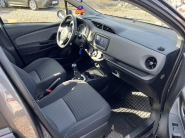 Toyota Yaris III Hatchback 5d Facelifting 2017 1.5 Dual VVT-iE 111KM 2020 Toyota Yaris 1.5 Premium III (2011-2019) 1.5 Premi, zdjęcie 19
