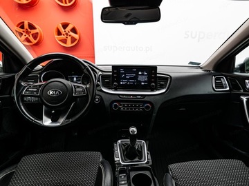 Kia Ceed III Kombi 1.6 CRDi 136KM 2021 KIA Cee&#039;d 1.6 CRDi SCR L Combi 136KM 2021, zdjęcie 8