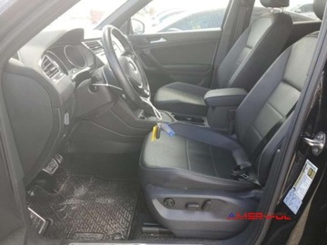 Volkswagen Tiguan II 2021 Volkswagen Tiguan 2021 r., 2,0L 2.0 Benzyna 184KM, zdjęcie 7