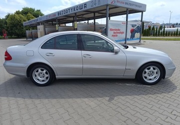 Mercedes Klasa E W211 2003 Mercedes-Benz Klasa E Mercedes-Benz Klasa E 2.7 Diesel 170KM, zdjęcie 6