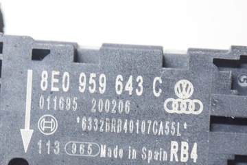 AUDI A4 CABRIO B7 LEVÝ STRANA B SLOUPEK SENZOR NÁRAZU 8E0959643C 2006