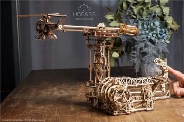 Красивый 3D деревянный пазл Авиатор uGEARS