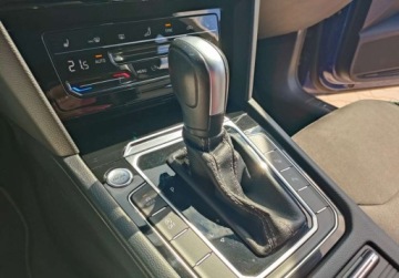 Volkswagen Arteon Fastback Facelifting 2.0 TDI SCR 150KM 2021 Volkswagen Arteon Salon POLSKA VAT 23 R Line Jak Nowy GWARANCJA 2.0, zdjęcie 28