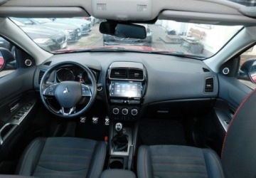 Mitsubishi ASX I SUV Facelifting 2016 1.6 117KM 2018 Mitsubishi ASX z Gwarancja Bezwypadkowy 100 1.6 Benzyna 117KM, zdjęcie 6