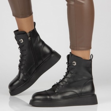 Czarne botki damskie FILIPPO DBT4068/22 r39