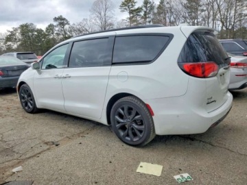 Chrysler Pacifica II 3.6 V6 291KM 2019 Chrysler Pacifica 2019r., Touring L Plus, 3.6L, od ubezpieczalni 3.6 291KM, zdjęcie 1