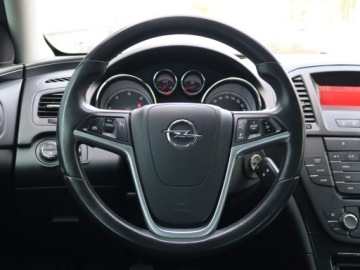 Opel Insignia I Hatchback 2.0 CDTI ECOTEC 130KM 2011 Opel Insignia 2.0 CDTI, Klima, Klimatronic, zdjęcie 14