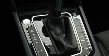 Volkswagen Passat B8 Variant Facelifting 2.0 TDI SCR 150KM 2022 Volkswagen Passat (nr 27) 2.0 TDI 150KM Salon PL Tempomat Kamera Panorama, zdjęcie 33