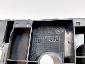 JUKE II F16 VÝZTUHA NÁRAZNÍKU ZADNÍ PRAVÝ 21R.