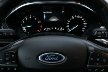 Ford Focus IV Kombi Facelifting 1.0 EcoBoost 125KM 2023 Ford Focus TITANIUM EcoBoost Salon Polska 2023 Jak, zdjęcie 21