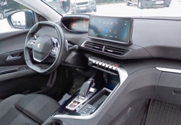 Peugeot 5008 II Crossover Facelifting 1.2 PureTech 130KM 2021 Peugeot 5008 1.2 PureTech Active Pack SS EAT8 SalonPL FVat Zadbany Od Reki, zdjęcie 14