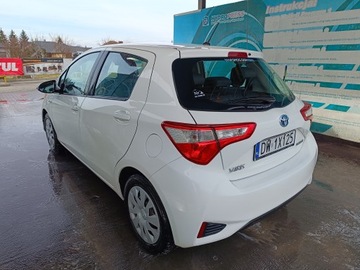 Toyota Yaris III Hatchback 5d Facelifting 2017 1.5 Dual VVT-iE 111KM 2019 TOYOTA YARIS 1.5 HYBRYDA 119tyś km JAK NOWA Po serwisie 02.2024, zdjęcie 17