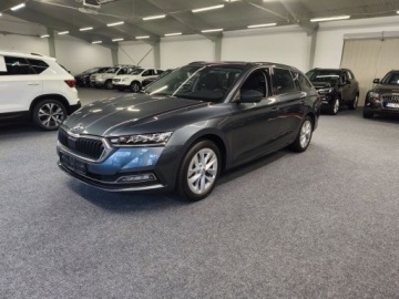Skoda Octavia IV Kombi 2.0 TDI 150KM 2021 Skoda Octavia, 2.0TDI, 150KM, Automat, Nawi, HeadUp, Led, Radar