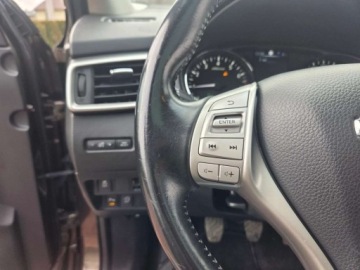 Nissan Qashqai II Crossover 1.2 DIG-T 115KM 2014 Nissan Qashqai Panorama Dach Nawicacja Kamera Cofania 1.2 Benzyna 115KM, zdjęcie 20