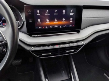 Skoda Octavia IV Kombi 2.0 TDI 150KM 2022 Skoda Octavia Martwe pole Bogata wersja grzana kanapa Virtual MasazEl.Klapa, zdjęcie 16