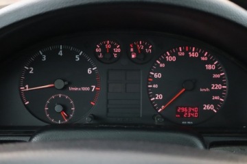 Audi A4 B5 Sedan 1.6 i 101KM 1997 Audi A4 1.6, Klima, Klimatronic,ALU, zdjęcie 10