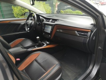 Toyota Avensis III Sedan Facelifting 2015 2.0 D-4D 143KM 2015 Toyota Avensis 2.0 D 143KM Salon Navi Bi-Xenon, zdjęcie 21