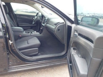 Chrysler 300C II 2023 Chrysler 300 2023 CHRYSLER 300 TOURING 3.6 Benzyna 292KM, zdjęcie 9