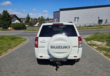 Suzuki Grand Vitara II SUV 5d Facelifting 1.9 DDiS 129KM 2012 Suzuki Grand Vitara LIFT 1.9Diesel 130KM 4x4 Biala Perla 5-Drzwi Navi 1.9, zdjęcie 4