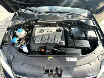 Volkswagen Passat B7 Variant 2.0 TDI CR DPF BlueMotion 140KM 2013 Volkswagen Passat Variant Alu Czujniki GWARANCJA !, zdjęcie 27