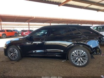 Audi Q8 2024 Audi Q8 E-TRON PRESTIGE QUATTRO, 2024r., 4x4, Elektryczny 355KM, zdjęcie 5