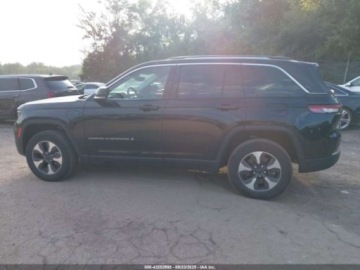 Jeep Grand Cherokee IV 2022 Jeep Grand Cherokee 2022 JEEP GRAND CHEROKEE 4XE LIMITED 4X4 2.0 Hybryda, zdjęcie 7