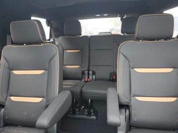  GMC Yukon At4 2024 5.3l 5.3 Benzyna 355KM, zdjęcie 10