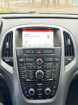 Opel Astra J Sports Tourer Facelifting 1.4 Turbo ECOTEC 120KM 2015 Opel Astra Navi PDC Gwarancja, zdjęcie 16