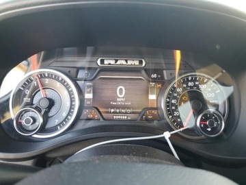  RAM 1500 2020r., Big Horn, od ubezpieczalni 5.7 Benzyna 395KM, zdjęcie 9