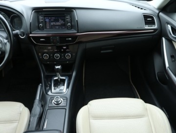 Mazda 6 III Sedan 2.5 SKYACTIV-G I-ELOOP 192KM 2014 Mazda 6 2.5 Skyactiv-G, Salon Polska, Automat, zdjęcie 7