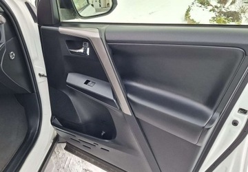 Toyota RAV4 IV MPV Facelifting 2.5 Hybrid 197KM 2018 Toyota RAV4 Toyota RAV4 2.5 Hybryda 197KM, zdjęcie 21