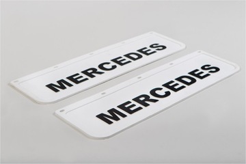 CHLAPACZ FARTUCH TŁOCZONY MERCEDES BIAŁO-CZARNY