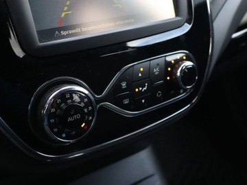 Renault Captur I Crossover 1.2 ENERGY TCe 118KM 2015 Renault Captur 1.2 TCe, Automat, Navi, Klima, zdjęcie 15