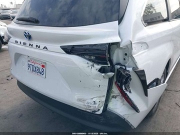 Toyota Sienna III 2025 Toyota Sienna XLE, od ubezpieczalni 2.5 Hybryda 245KM, zdjęcie 6