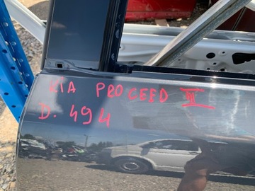 DVEŘE LEVÉ ZADNÍ KIA PROCEED PRO CEED III LEVÝ