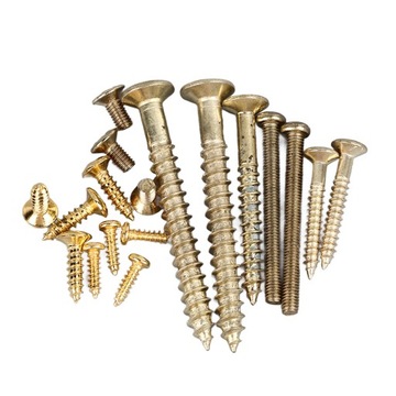 Набор винтов для ремонта электрогитары.