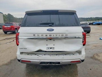 Ford Expedition III 2022 Ford Expedition Limited 2022 3.5 Benzyna 440KM, zdjęcie 2