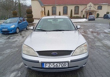 Ford Mondeo III Sedan 2.0 145KM 2001 Ford Mondeo Zarejestrowany - ubezpieczony - benzyna 2.0 Benzyna 145KM, zdjęcie 1