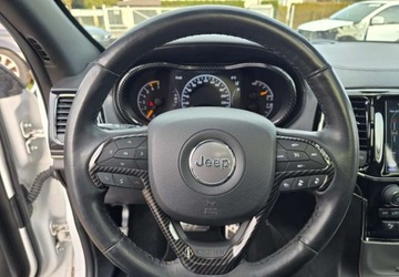 Jeep Grand Cherokee IV Terenowy Facelifting 2016 5.7 352KM 2019 Jeep Grand Cherokee Jeep Grand Cherokee 5.7 V8 HEMI 4WD Automatik Overland, zdjęcie 23