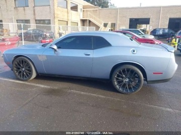 Dodge Challenger III 2019 Dodge Challenger 2019 Dodge Challenger SXT RWD 3.6 Benzyna 305KM, zdjęcie 1