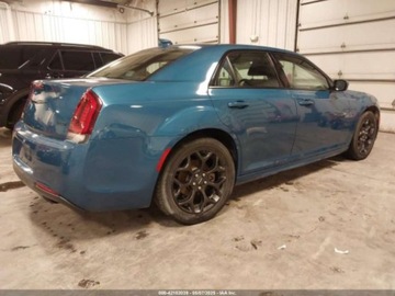 Chrysler 300C II 2022 Chrysler 300 Touring L 2022 3.6l 3.6 Benzyna 292KM, zdjęcie 5