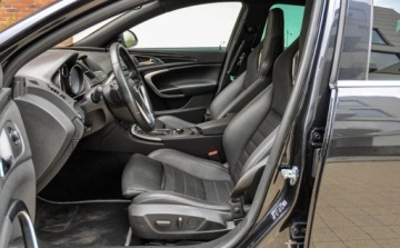 Opel Insignia I Sports Tourer OPC 2.8 V6 Turbo ECOTEC 325KM 2011 Opel Insignia 2,8T (325KM) 2011 r. Automat 4x4 OPC 2.8 Benzyna 325KM, zdjęcie 6
