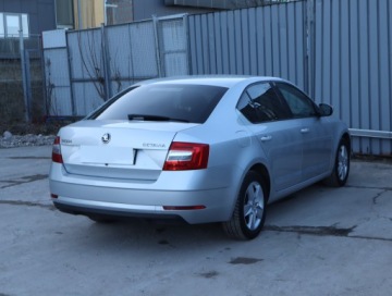 Skoda Octavia III Liftback Facelifting 1.4 TSI 150KM 2017 Skoda Octavia 1.4 TSI, Salon Polska, Klima, zdjęcie 4
