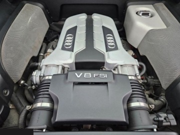 Audi R8 I Coupe 4.2 V8 FSI 420KM 2008 Audi R8 Coupe Quattro R-Tronic 4.2 benz 420KM 2008r Niski przebieg!, zdjęcie 9