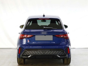 Audi A3 8Y Sportback 1.5 35 TFSI 150KM 2024 Audi A3 1.5 35 TFSI S Line Sportbackl (150KM), zdjęcie 2
