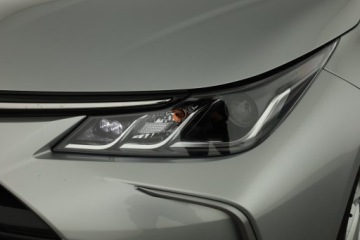 Toyota Corolla XII Sedan 1.5 VVT-i 125KM 2022 Toyota Corolla 1.5 VVT-i, Salon Polska, zdjęcie 15