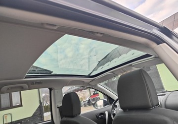 Nissan Qashqai I Crossover Facelifting  2.0 140KM 2012 Nissan Qashqai2 Nissan Qashqai 2 2012r 2.0 benzyna 141 KM 7- os 2.0 141KM, zdjęcie 4