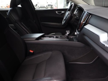 Volvo XC60 II Crossover D4 190KM 2020 Volvo XC60 D4, Salon Polska, Serwis ASO, 187 KM, zdjęcie 8