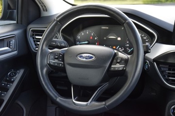 Ford Focus III Sedan Facelifting 1.0 EcoBoost 125KM 2018 Titanium* Navi* Alufelgi* Radar* Asystent* Car Play* Gwarancja* BLACK WEEK, zdjęcie 28