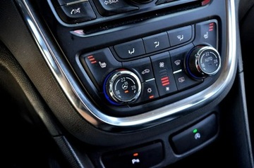 Opel Mokka I SUV 1.4 Turbo ECOTEC 140KM 2014 Opel Mokka 1,4 Turbo 140Km Skóra Grzana Kiera, zdjęcie 21